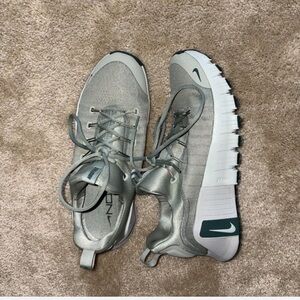 NIKE Men's metcons BRAND NEW